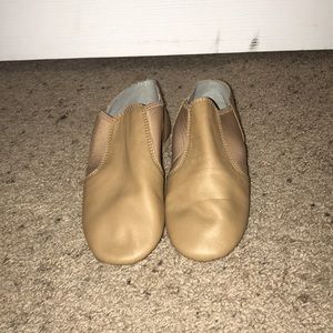 Tan jazz shoes